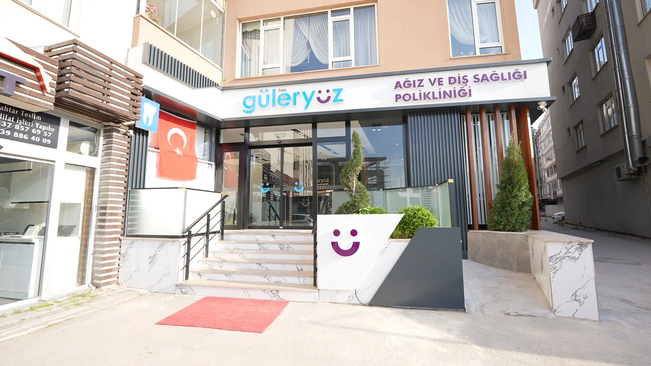 Güleryüz Diş Polikliniği klinik dış cephesi